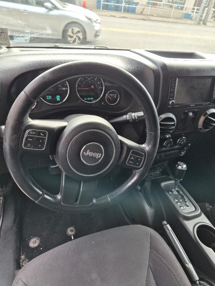 Jeep Wrangler Sport 4WD 2015