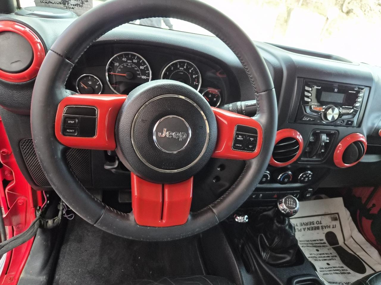 Jeep Wrangler Unlimited Sahara 4WD 2015