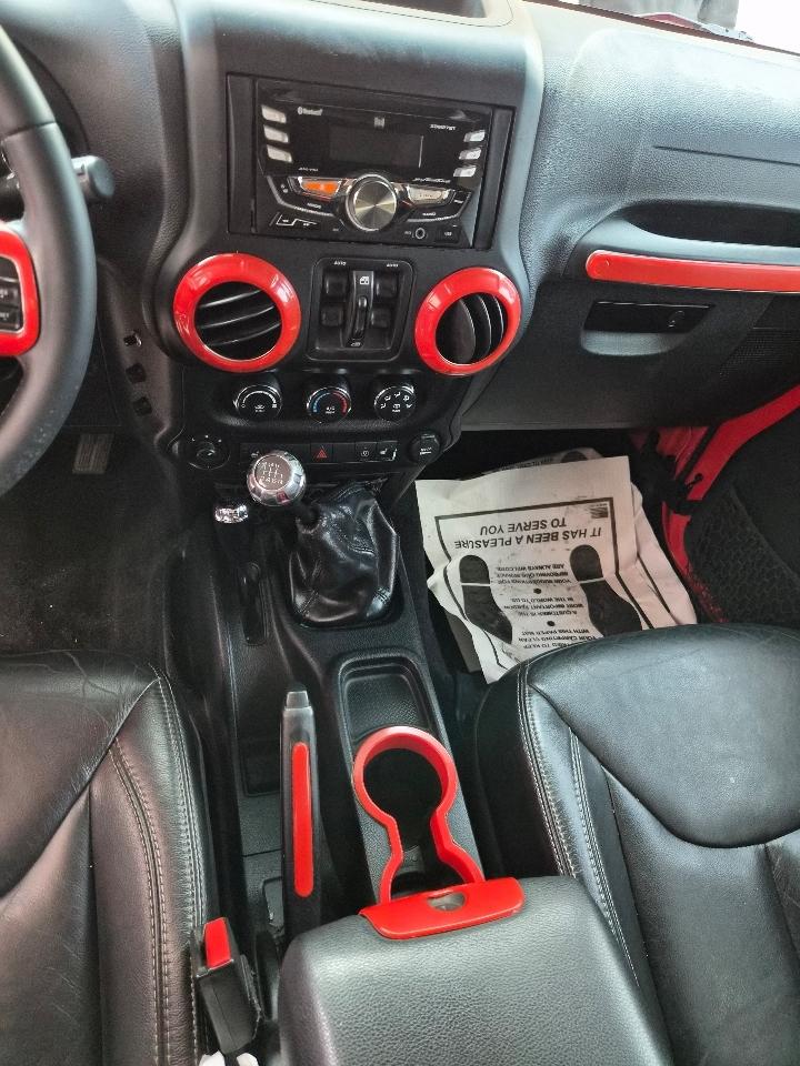 Jeep Wrangler Unlimited Sahara 4WD 2015