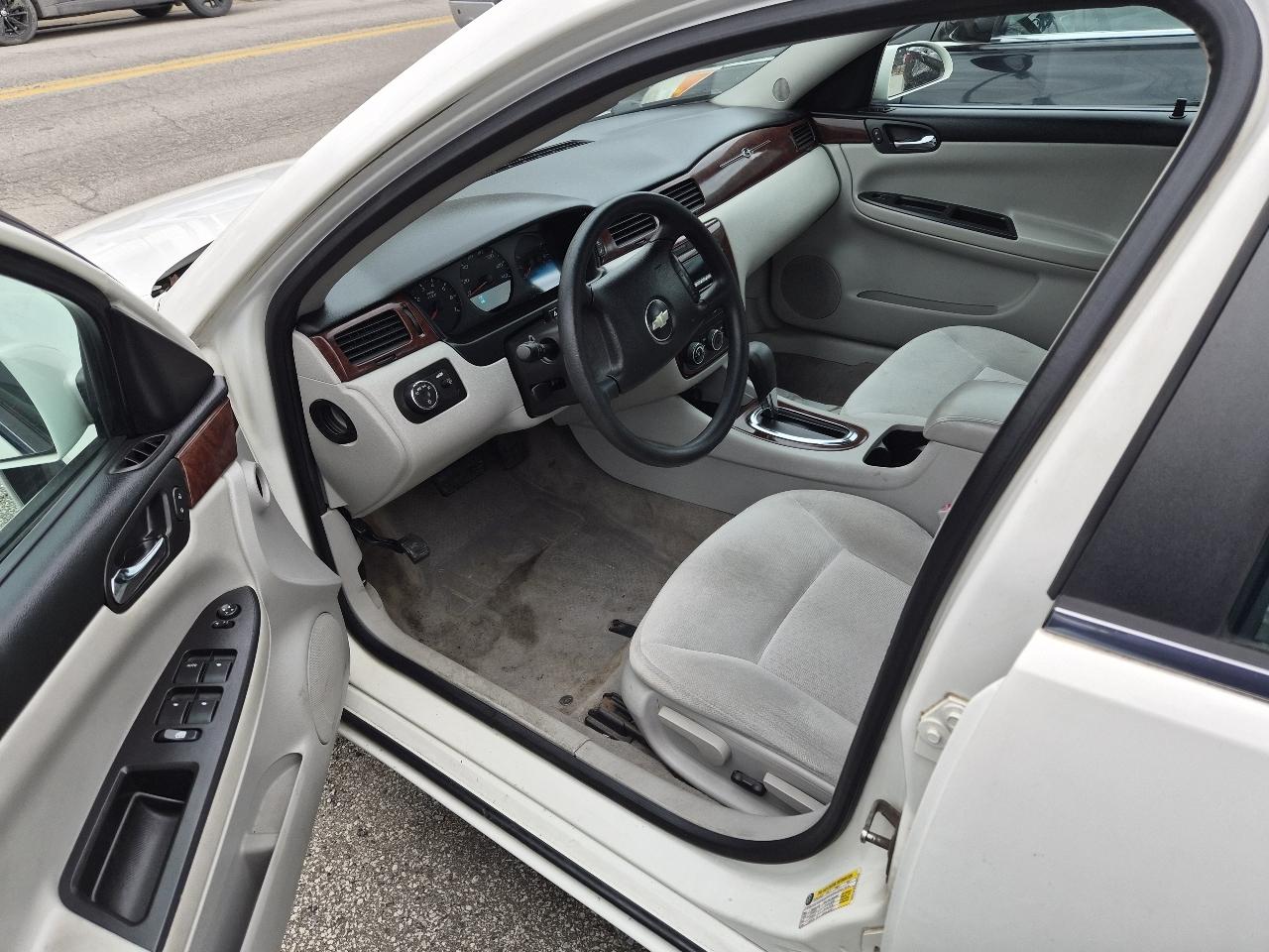 Chevrolet Impala LS 2008