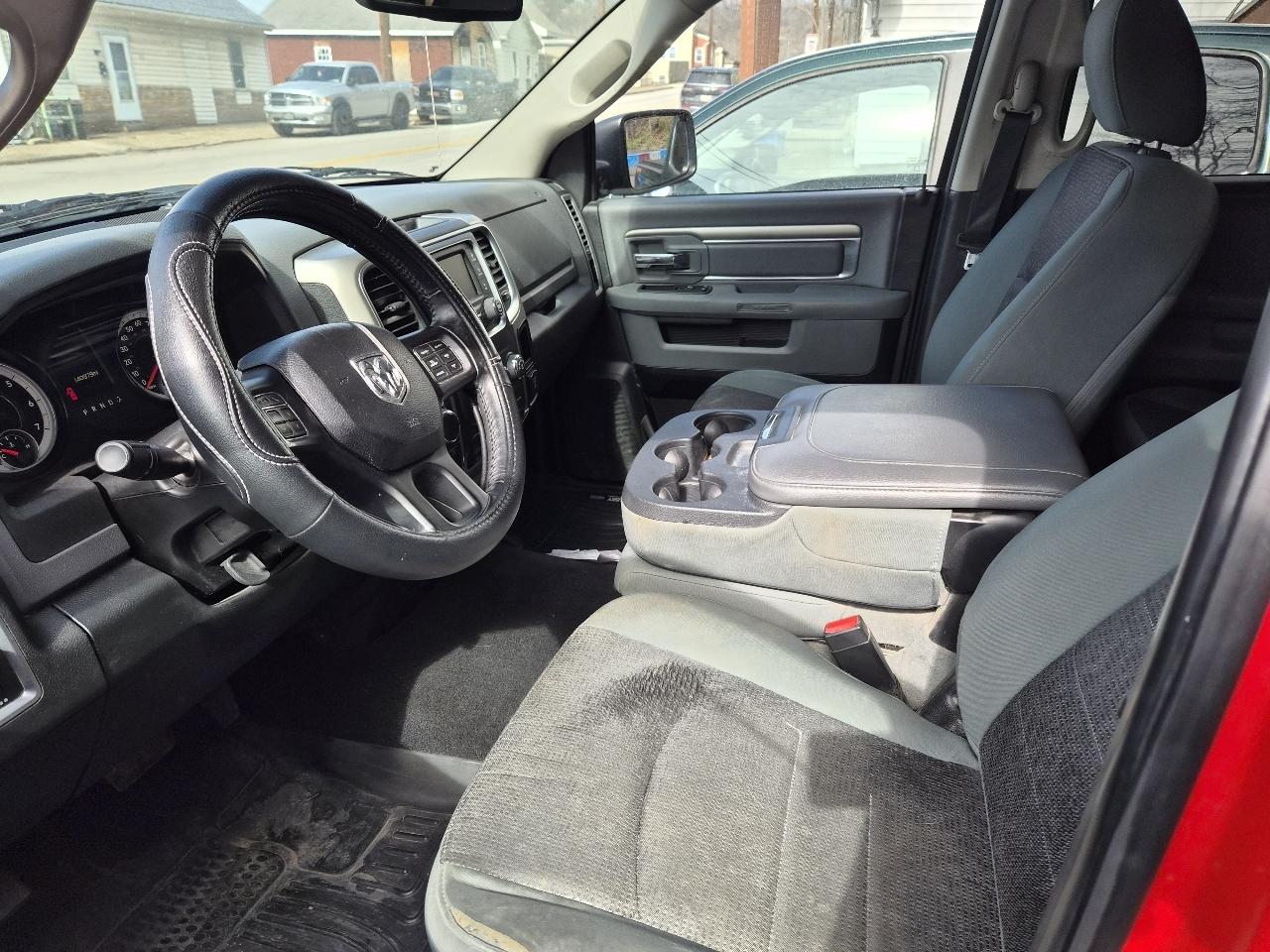 RAM 1500 SLT Quad Cab 4WD 2014