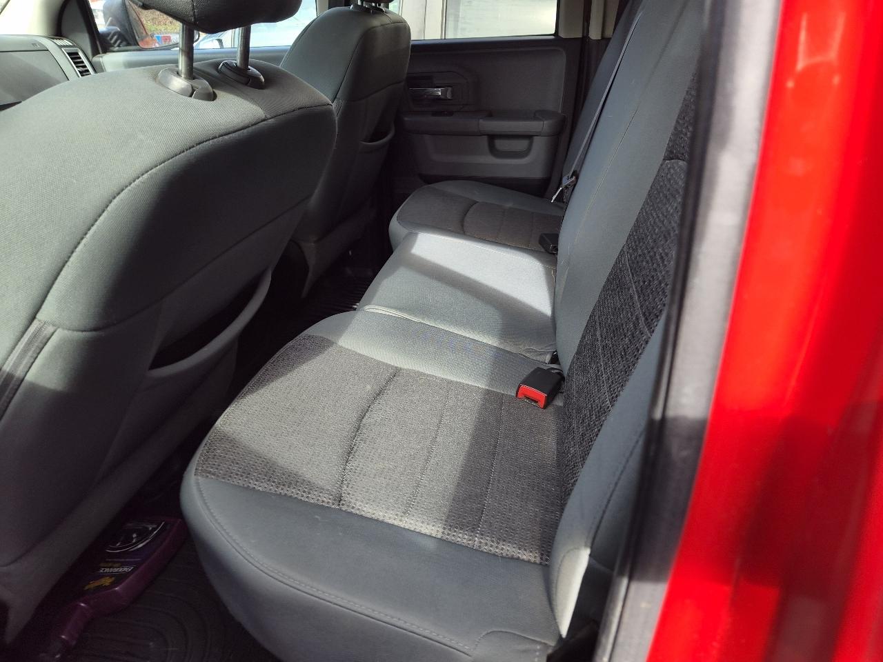 RAM 1500 SLT Quad Cab 4WD 2014