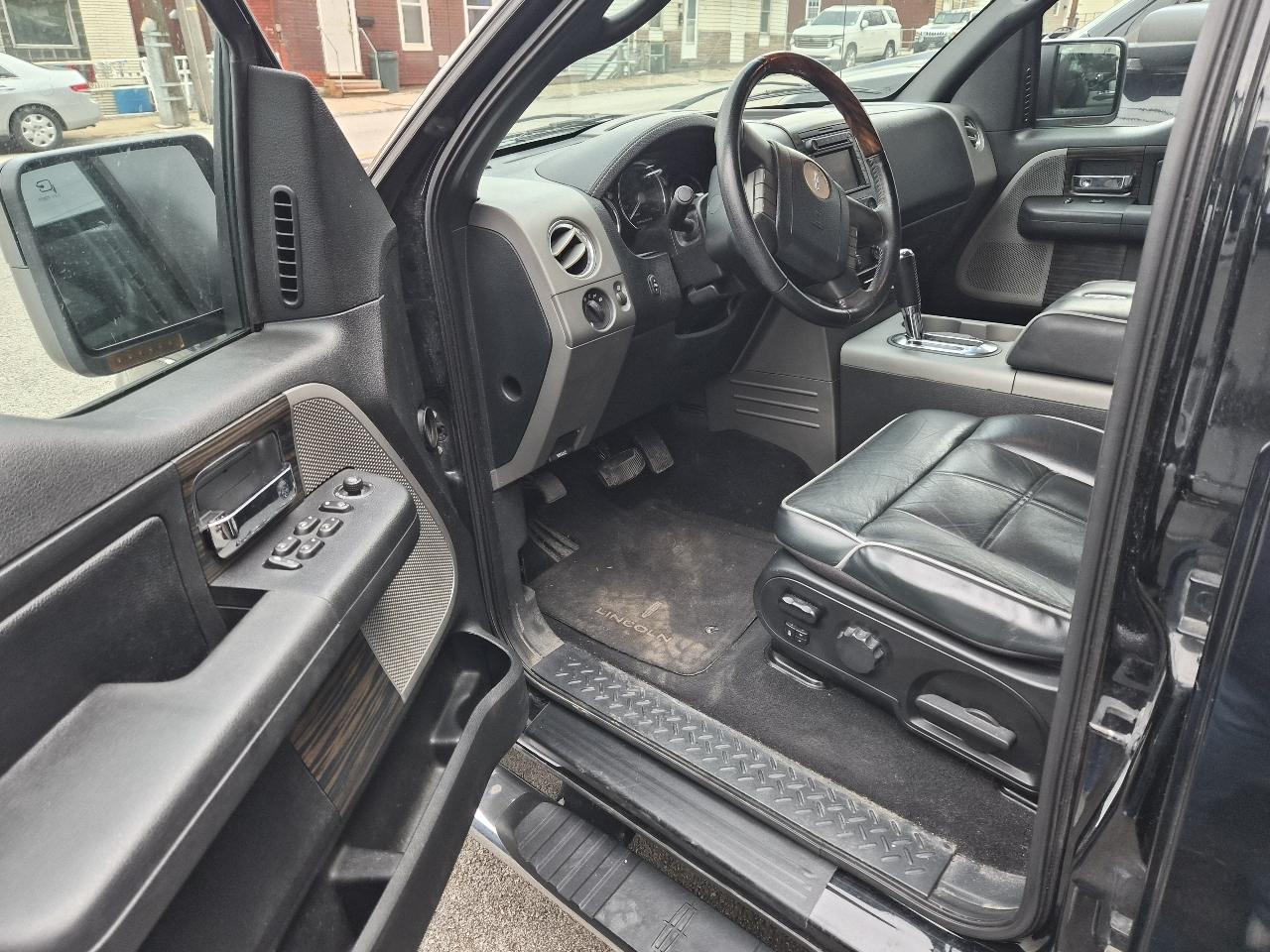 Lincoln Mark LT 4WD 2007