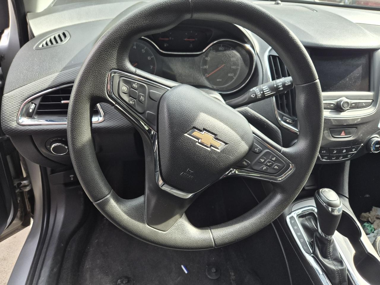 Chevrolet Cruze LS Hatchback 2019