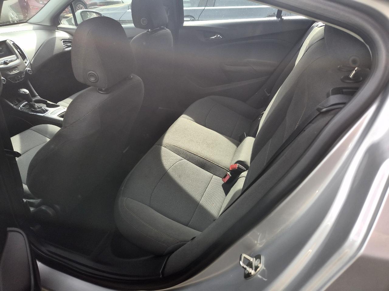 Chevrolet Cruze LS Hatchback 2019