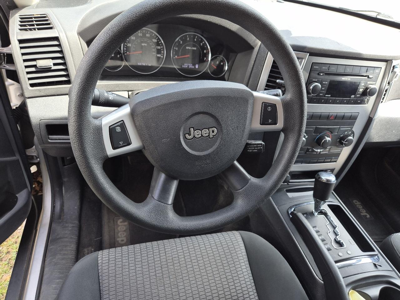 Jeep Grand Cherokee Laredo 4WD 2008
