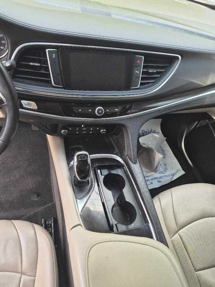 Buick Enclave Essence FWD 2019