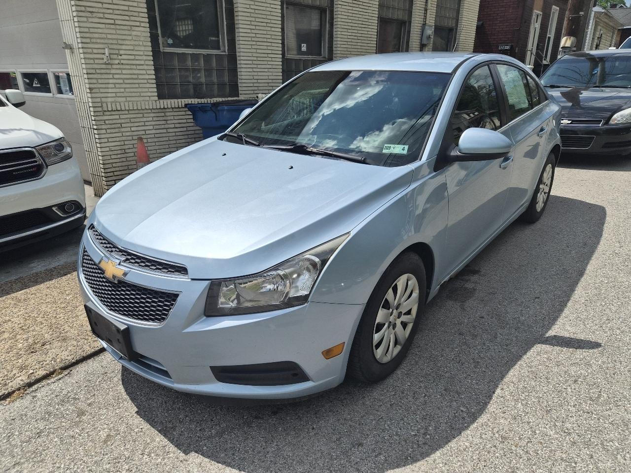 Chevrolet Cruze 1LT 2011