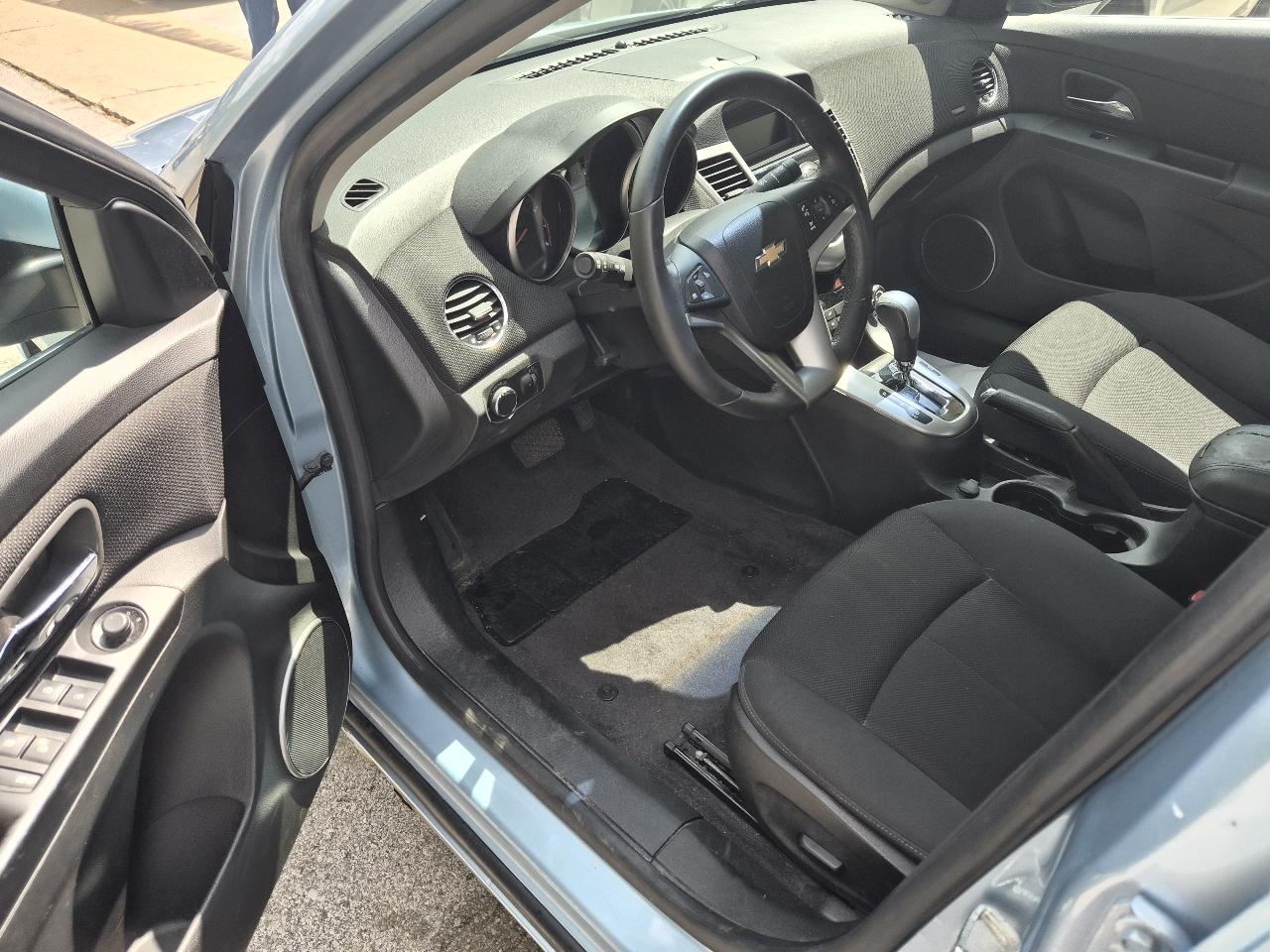 Chevrolet Cruze 1LT 2011