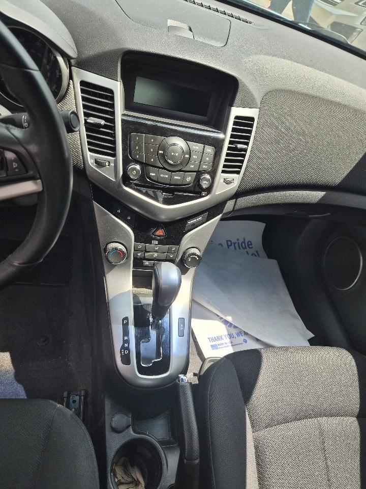 Chevrolet Cruze 1LT 2011