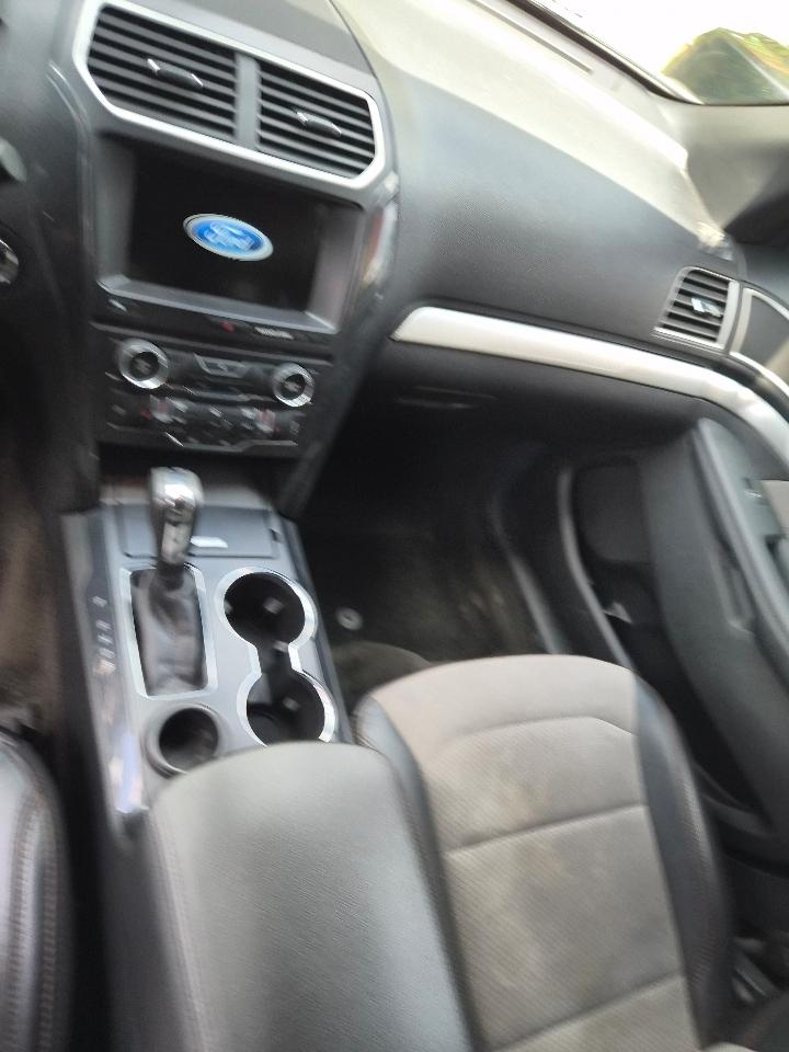 Ford Explorer XLT FWD 2017