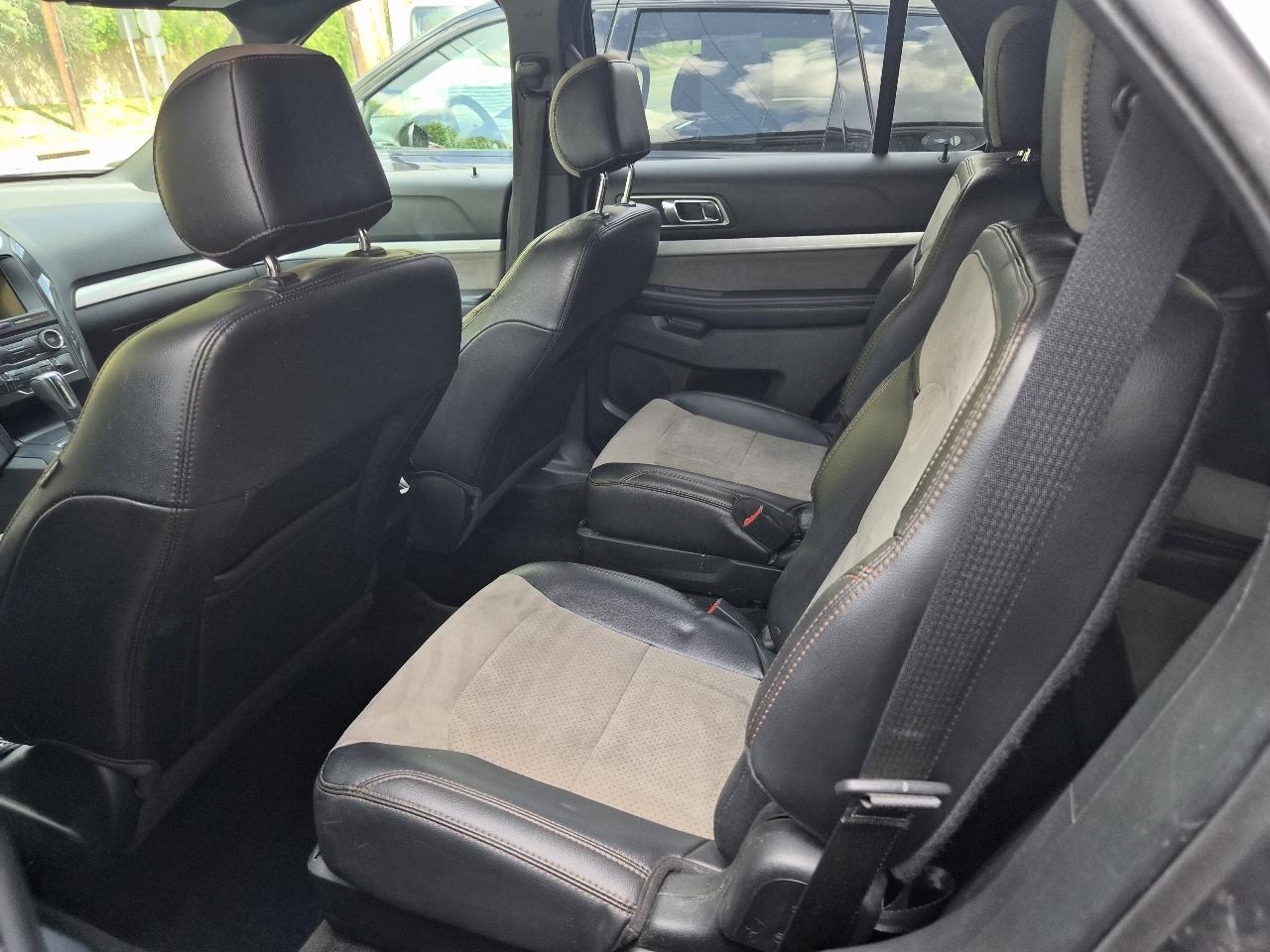 Ford Explorer XLT FWD 2017