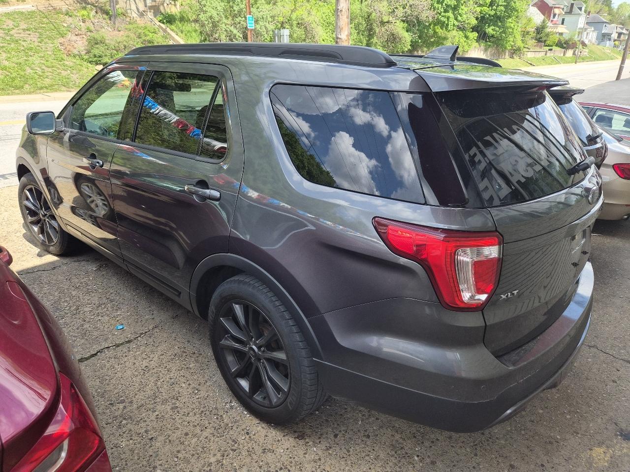 Ford Explorer XLT FWD 2017