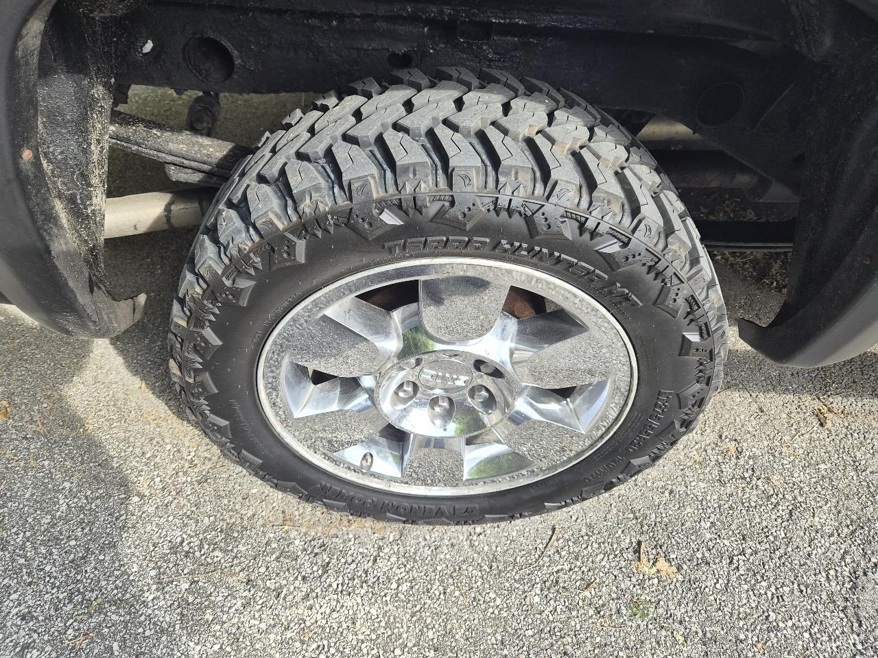 GMC Sierra 1500 SLE Crew Cab 4WD 2010