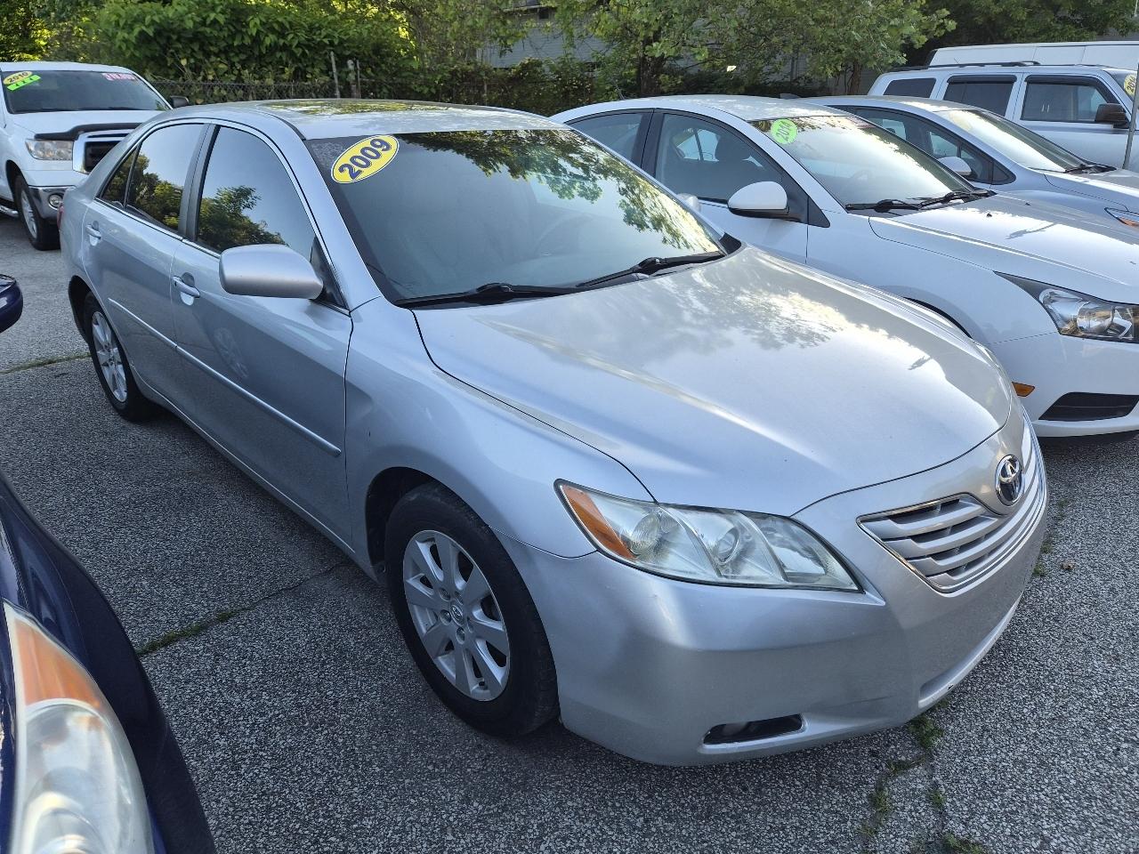 Toyota Camry LE V6 6-Spd AT 2009