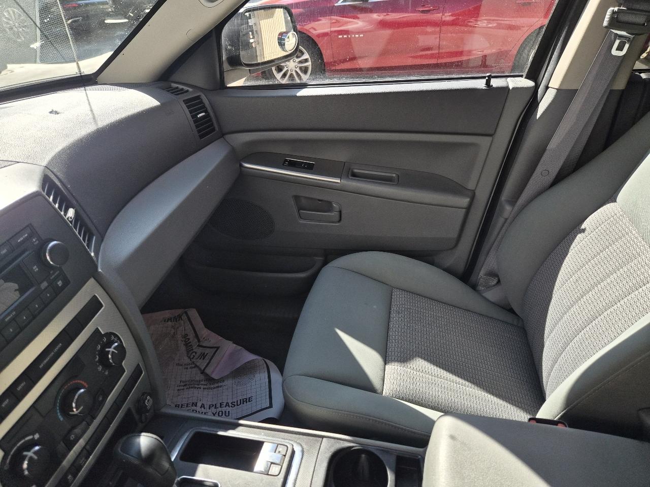 Jeep Grand Cherokee Laredo 4WD 2007