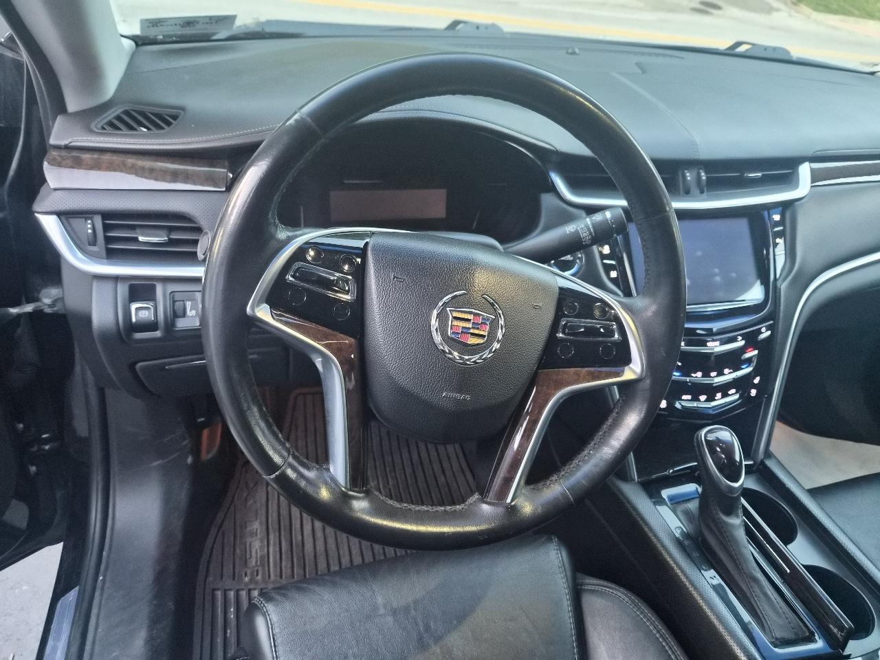 Cadillac XTS Luxury AWD 2015