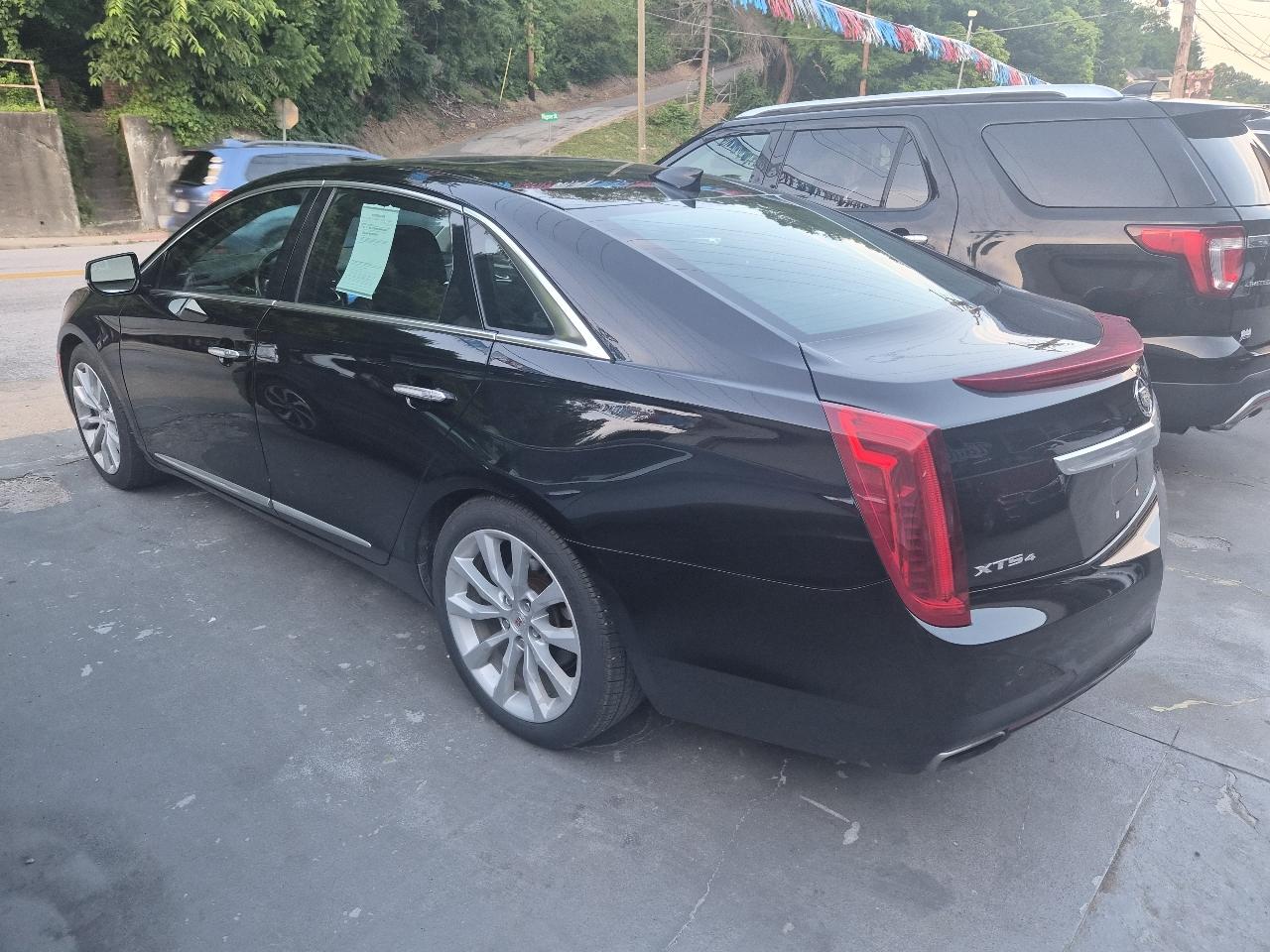 Cadillac XTS Luxury AWD 2015