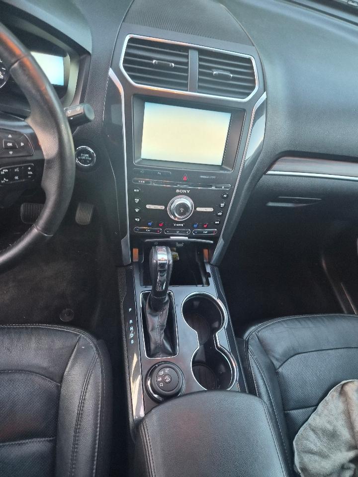 Ford Explorer Limited 4WD 2016