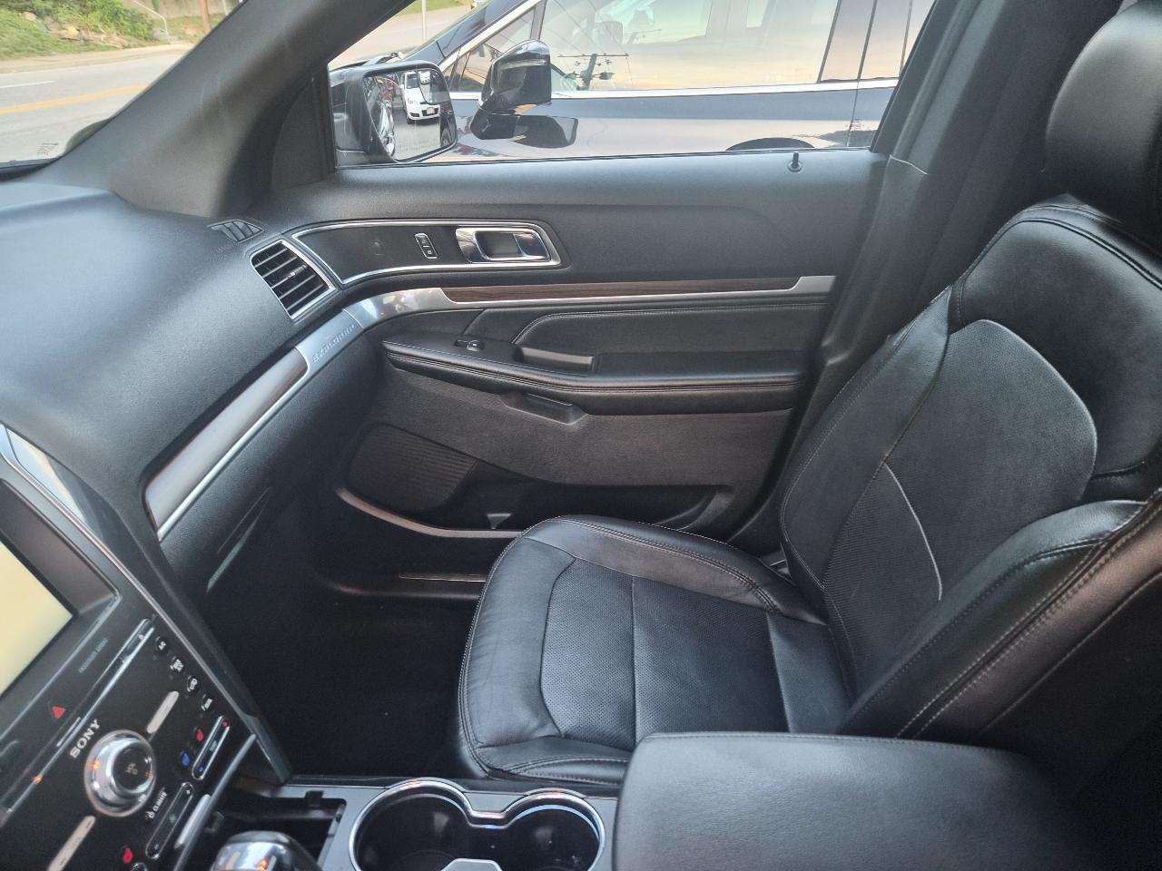 Ford Explorer Limited 4WD 2016