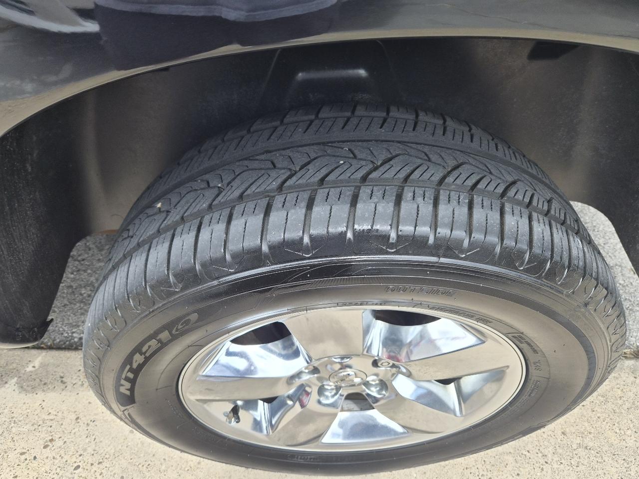 RAM 1500 SLT Crew Cab SWB 4WD 2016