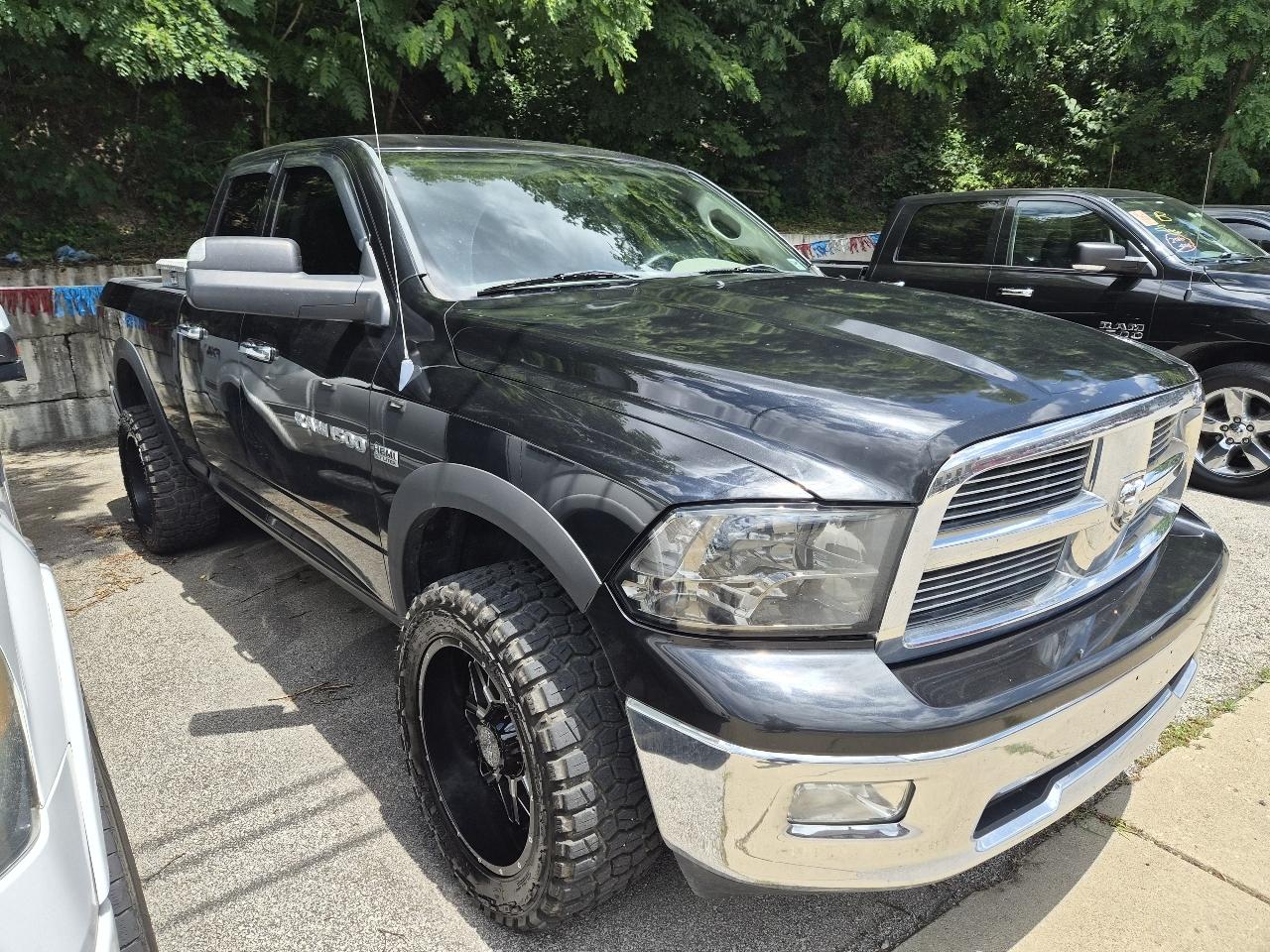 RAM 1500 SLT Quad Cab 4WD 2011