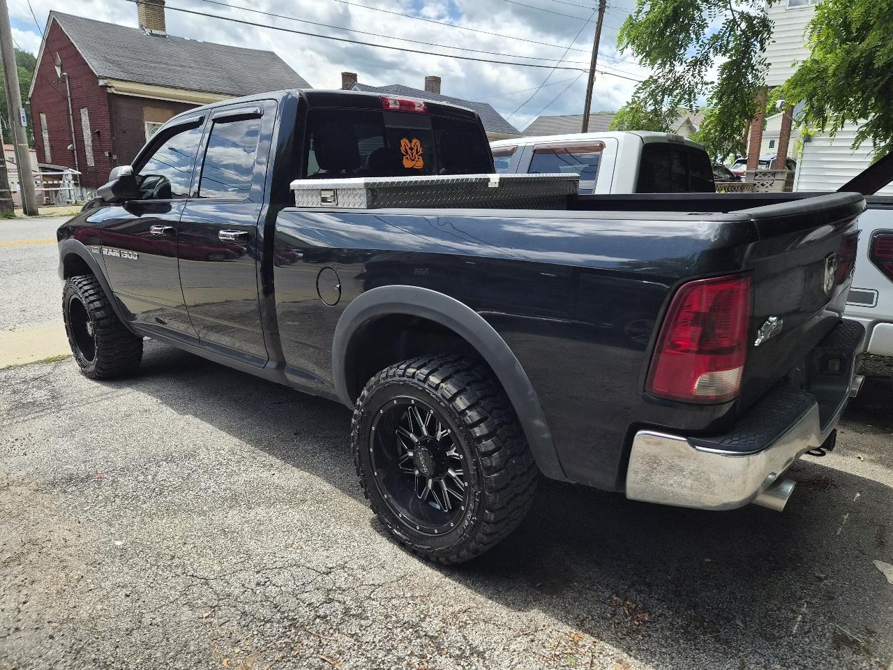 RAM 1500 SLT Quad Cab 4WD 2011