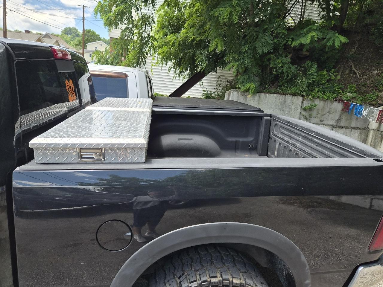 RAM 1500 SLT Quad Cab 4WD 2011