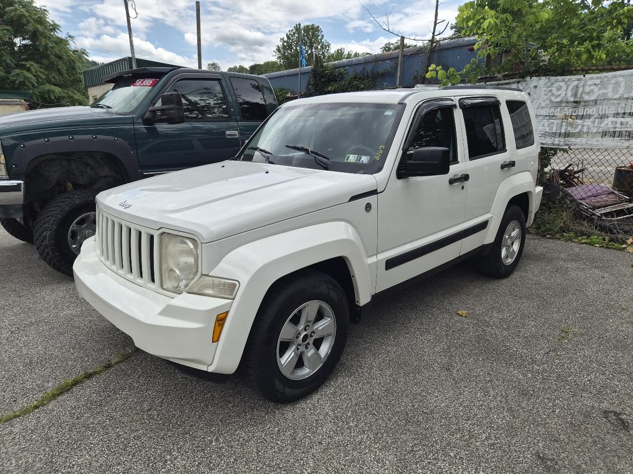 Jeep Liberty Sport 4WD 2010