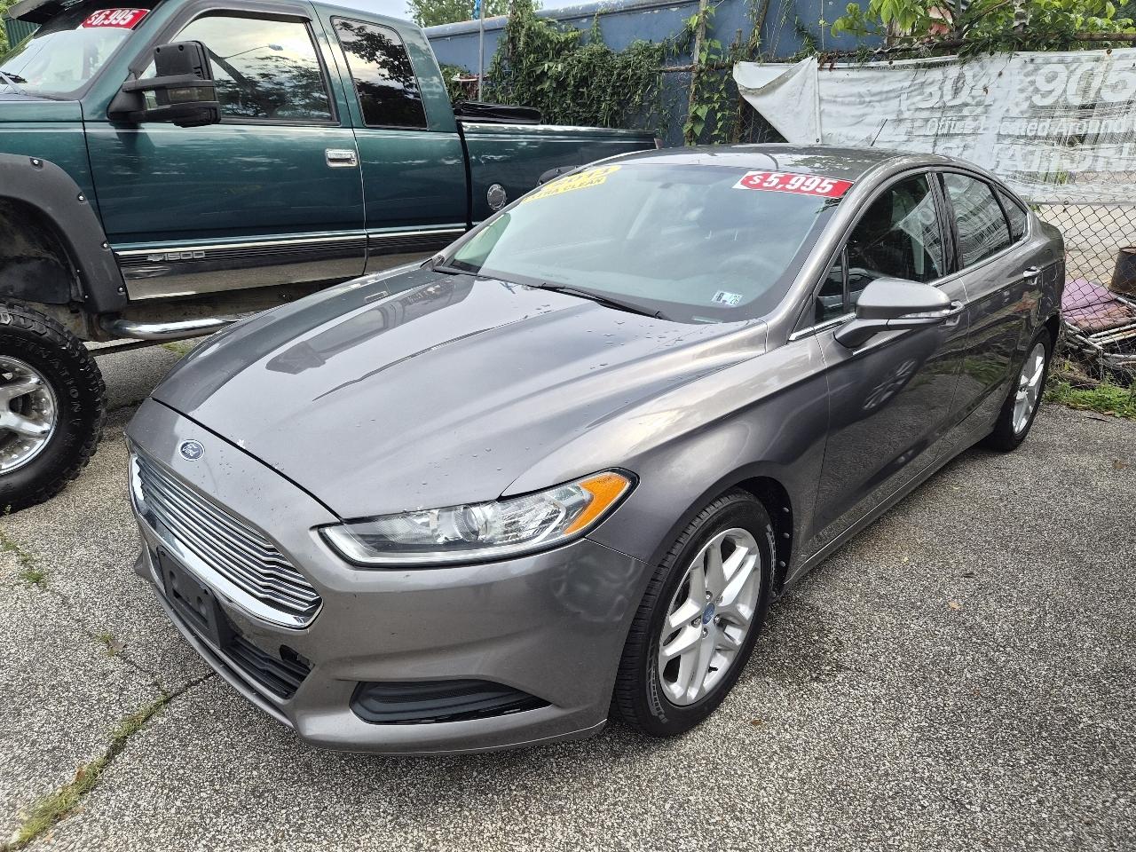 2013 Ford Fusion SE