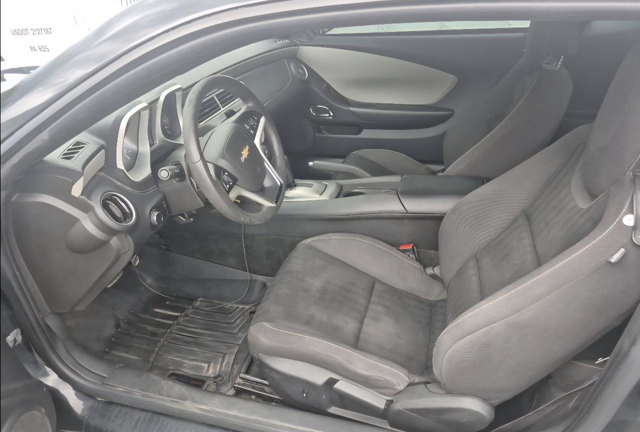 Chevrolet Camaro LS Coupe 2013