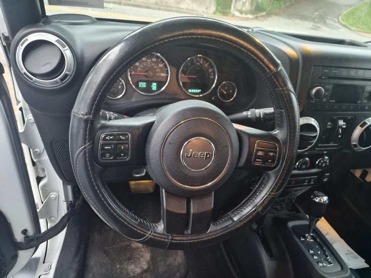 Jeep Wrangler Unlimited Sahara 4WD 2015
