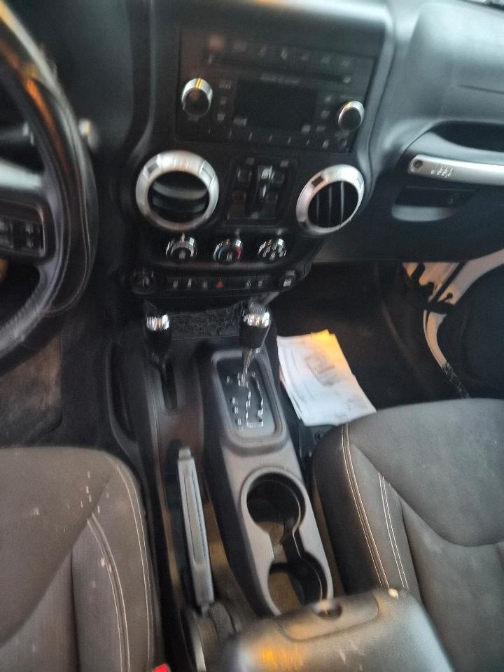 Jeep Wrangler Unlimited Sahara 4WD 2015