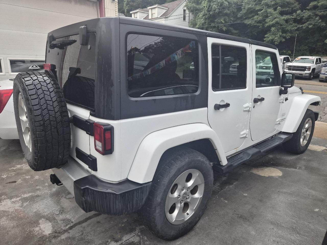 Jeep Wrangler Unlimited Sahara 4WD 2015