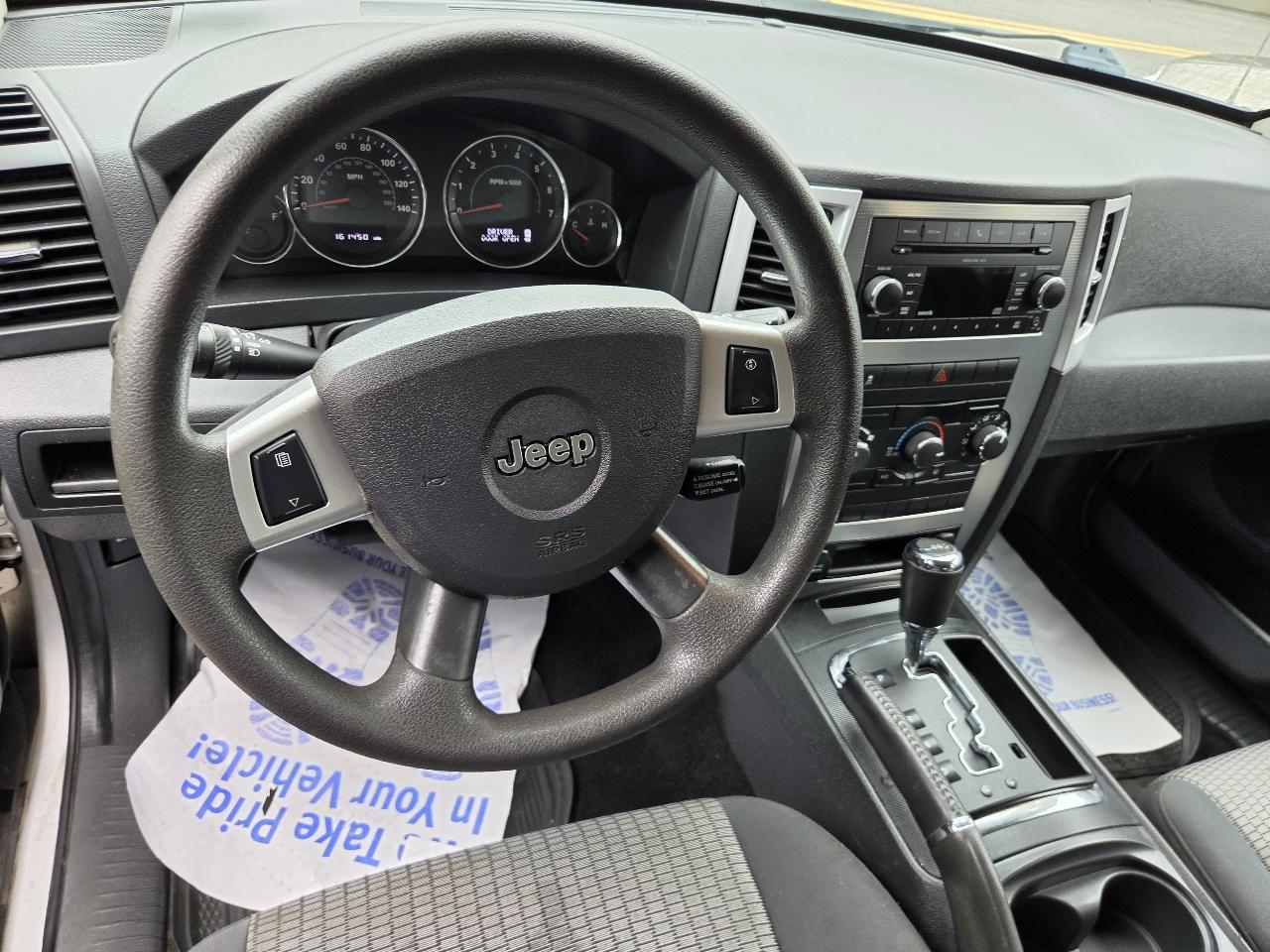 Jeep Grand Cherokee photo 4