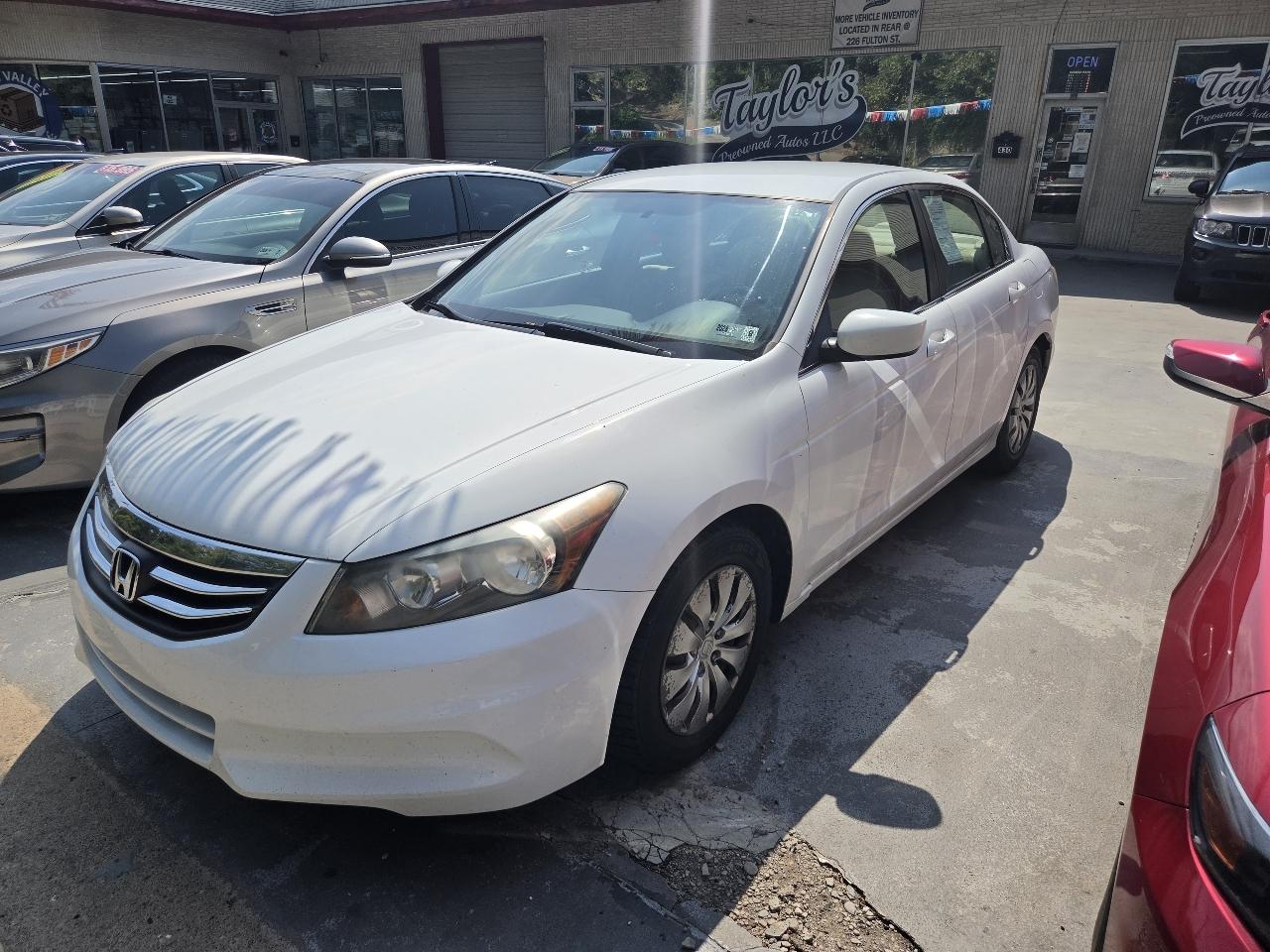 2012 Honda Accord LX sedan AT