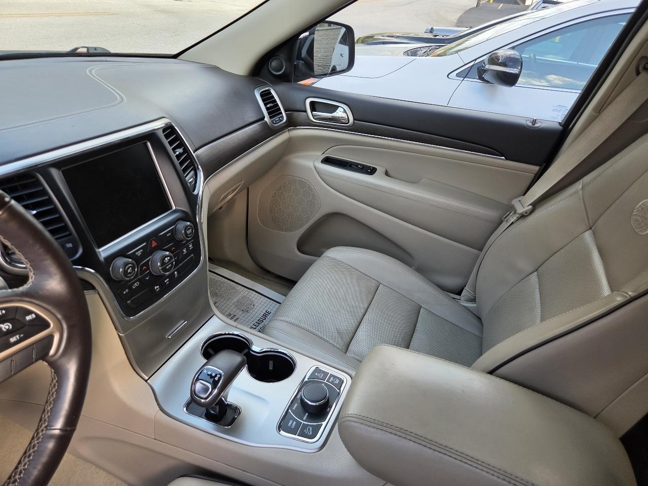 Jeep Grand Cherokee Overland 4WD 2014