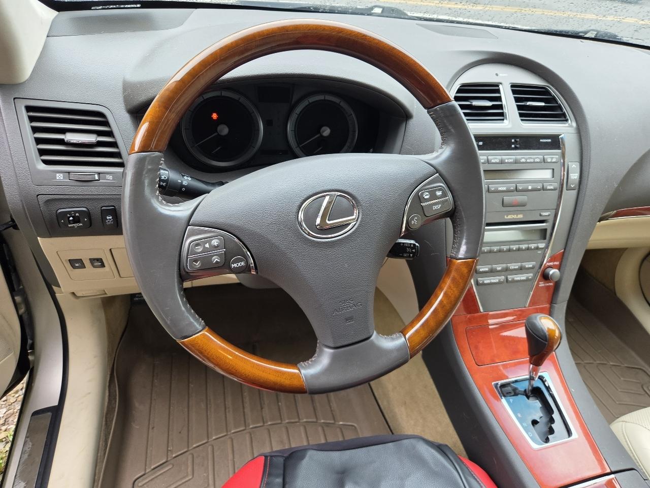 Lexus ES photo 4