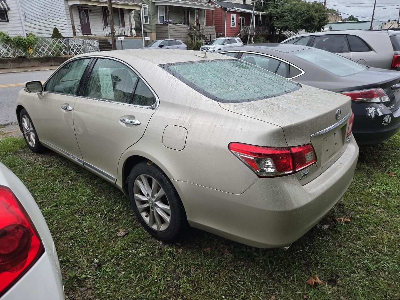 Lexus ES photo 7
