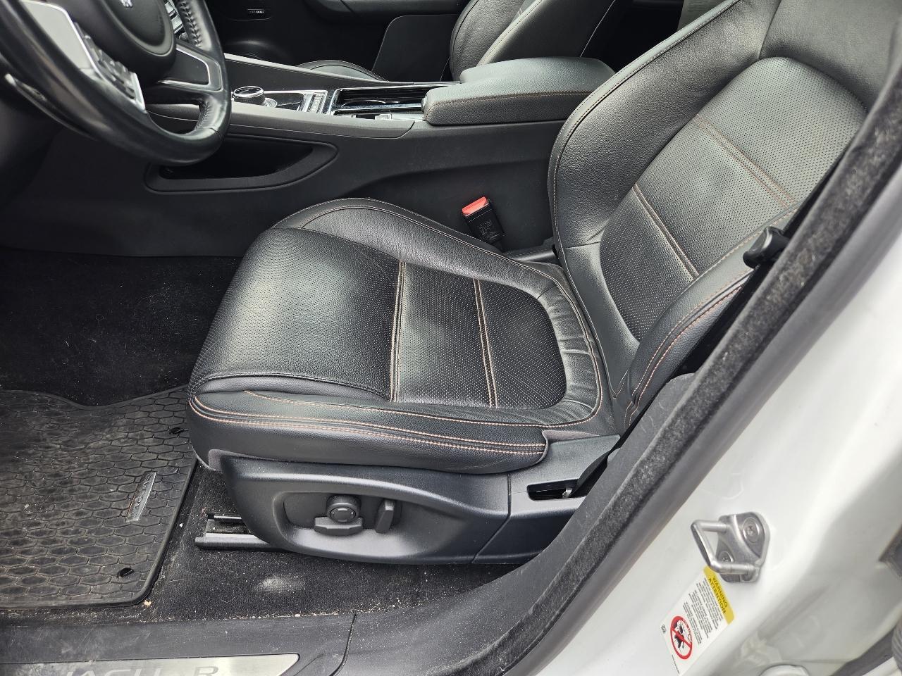 Jaguar F-Pace 25t Prestige 2018