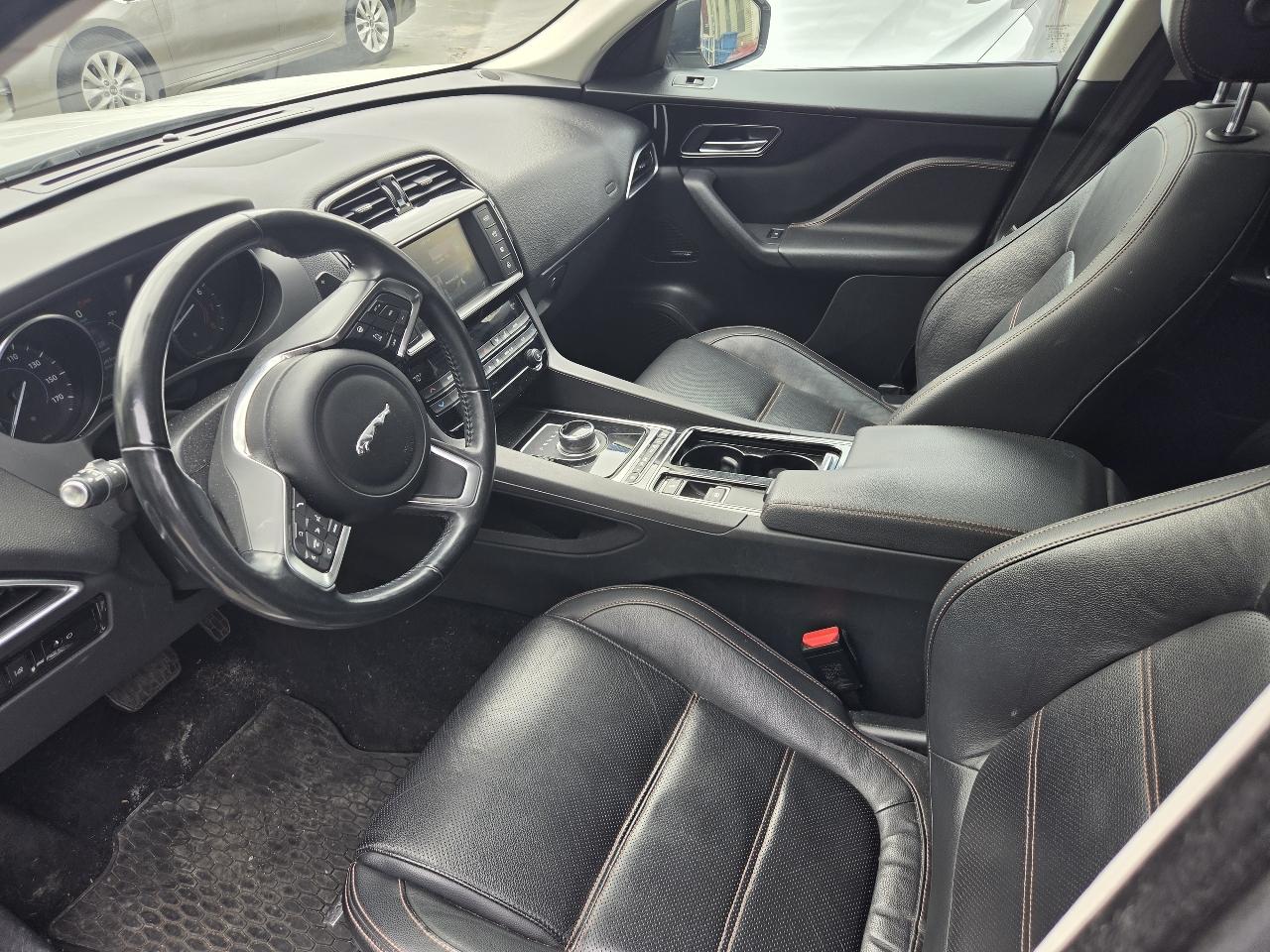 Jaguar F-Pace 25t Prestige 2018