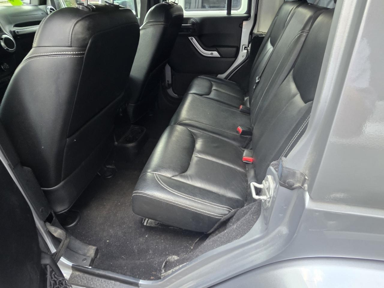 Jeep Wrangler Unlimited Sahara 4WD 2015