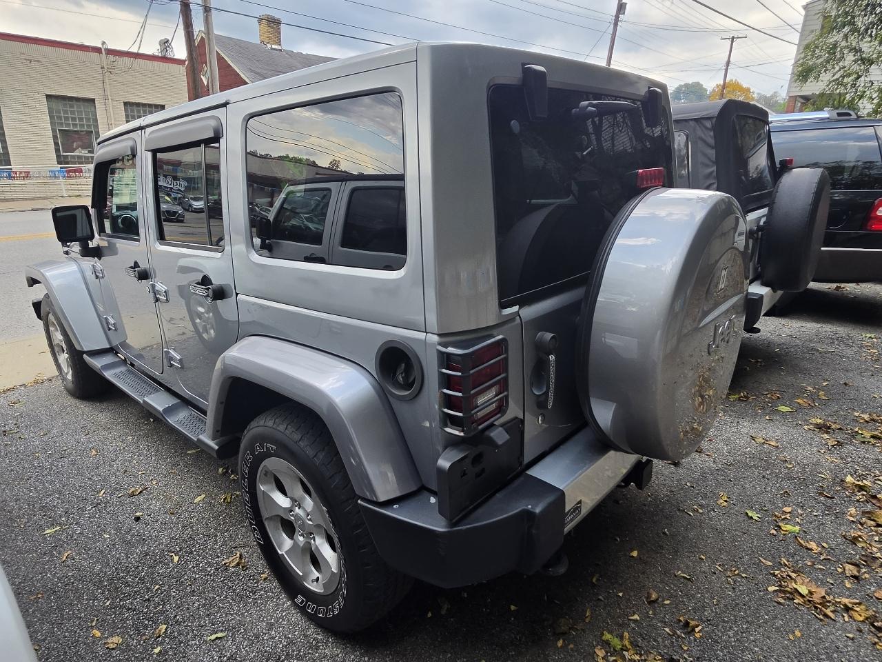 Jeep Wrangler Unlimited Sahara 4WD 2015