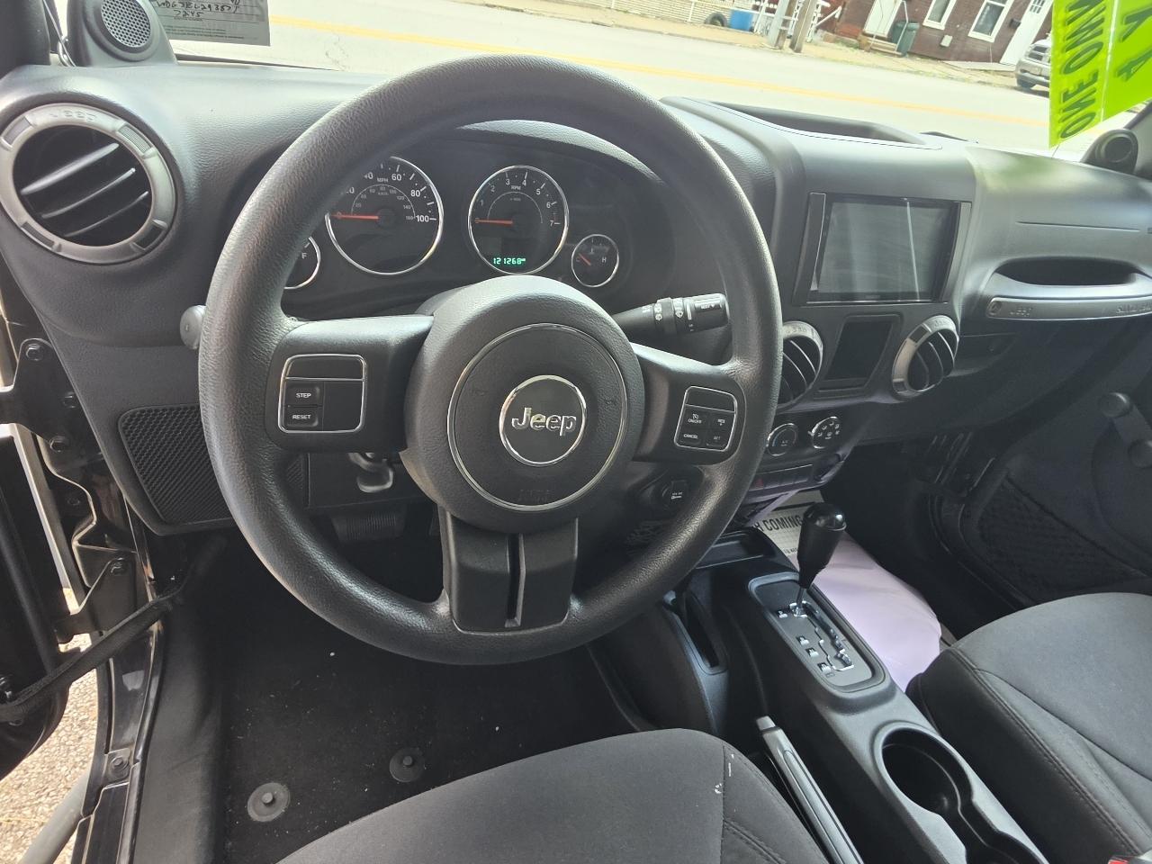 Jeep Wrangler Unlimited Sport 4WD 2014