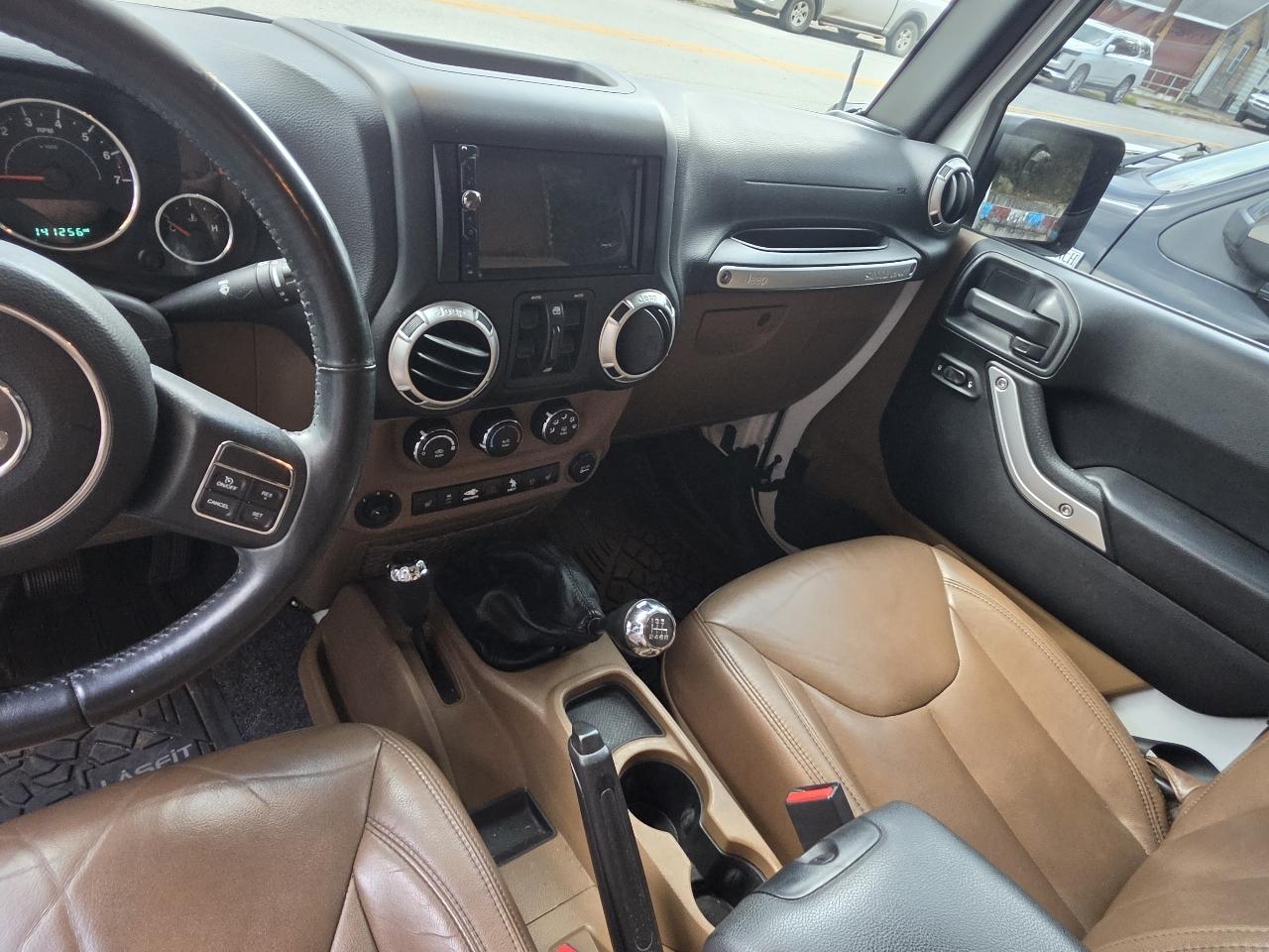 Jeep Wrangler Unlimited Sahara 4WD 2016