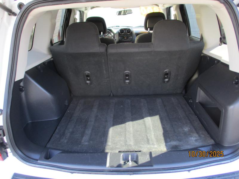 Jeep Patriot Latitude 2WD 2014 Jeep Patriot Latitude 2WD 2014