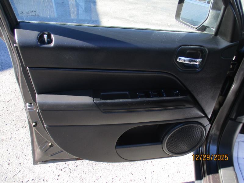 Jeep Patriot Sport 2WD 2014