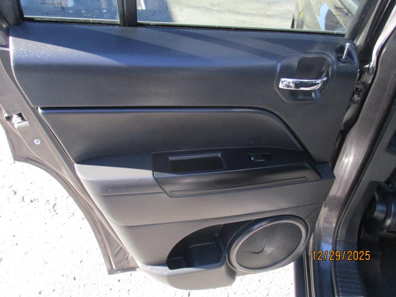 Jeep Patriot Sport 2WD 2014