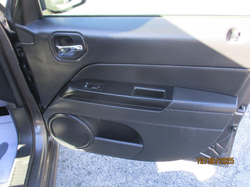 Jeep Patriot Sport 2WD 2014