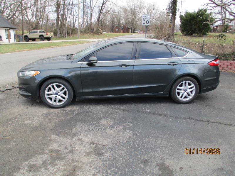 Ford Fusion SE 2015